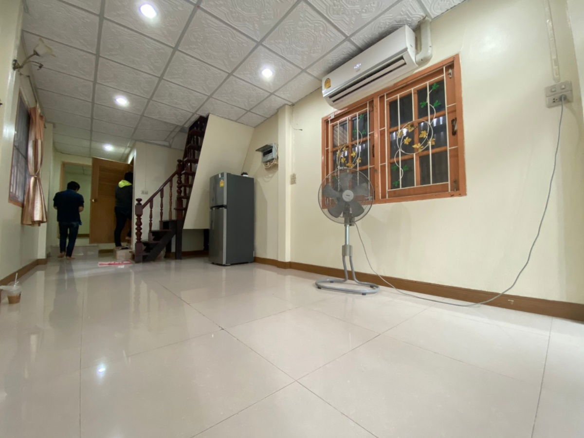 รูป ให้เช่าบ้าน แถวห้วยขวาง ซอย ประชาราษฎร์บำเพ็ญ 7 - รูปที่ 3/13
