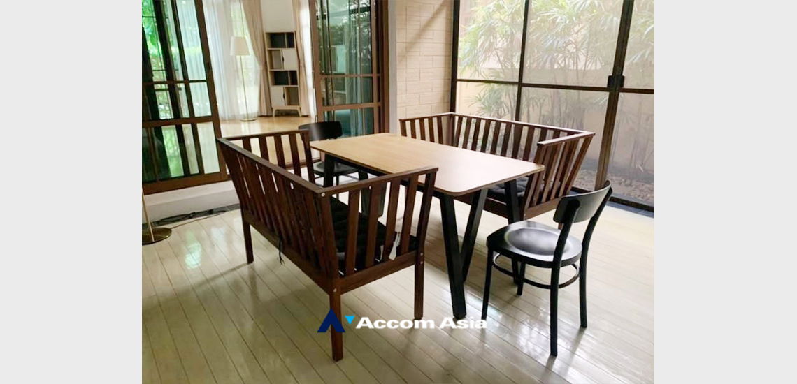 picture 🔼🔽 AccomA 📩 Detached house with classic wood decor and large kitchen (13001872) - 3/6