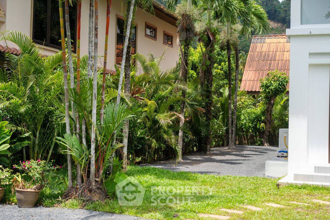 picture The Oriental Villa Kamala - A Brand New 3-Bedroom Pool Villa in Kamala (ID 1534738) - 19/31