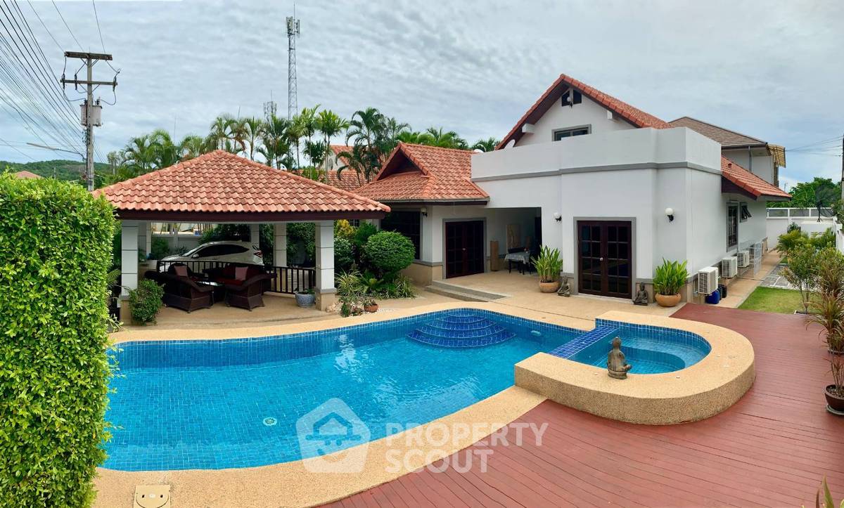 picture 4-BR Villa in Nong Kae (ID 1094572) - 1/25