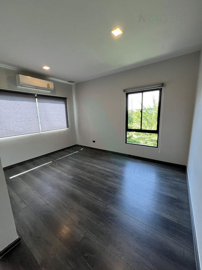 picture 🚩 For Sell House VIVE BANGNA KM.7 3-story 3 bedroom 4 bathroom - 7/8