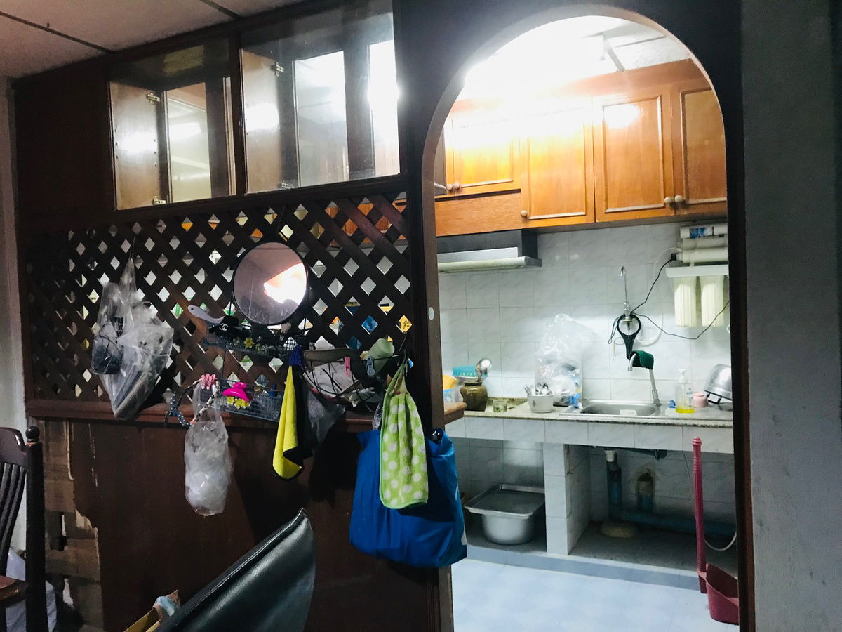 รูป ด่วน! ขายทาวน์เฮ้าส์ 2 ชั้น หมู่บ้านพูนสุข บางนา–สุวรรณภูมิ ราคา 1.15 ล้าน 19.5 ตรว - รูปที่ 15/23