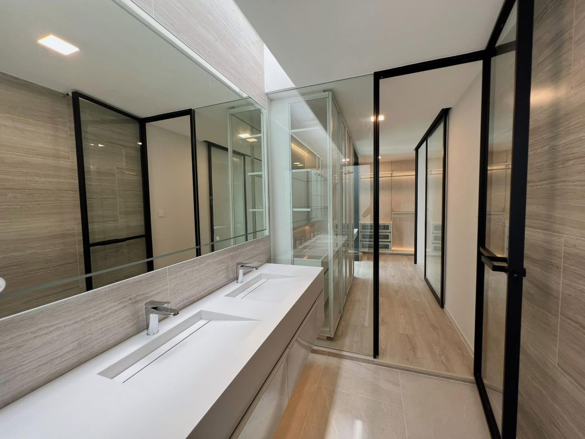 รูป เช่า ให้เช่าบ้านเดี่ยว VIVE กรุงเทพกรีฑา บ้านเดี่ยวหรู Modern Luxury ที่สุดของการใช้ชีวิต บนทำเลศักยภาพ "กรุงเทพกรีฑาตัดใหม่"  Line ID: @951qfbfi - รูปที่ 11/37
