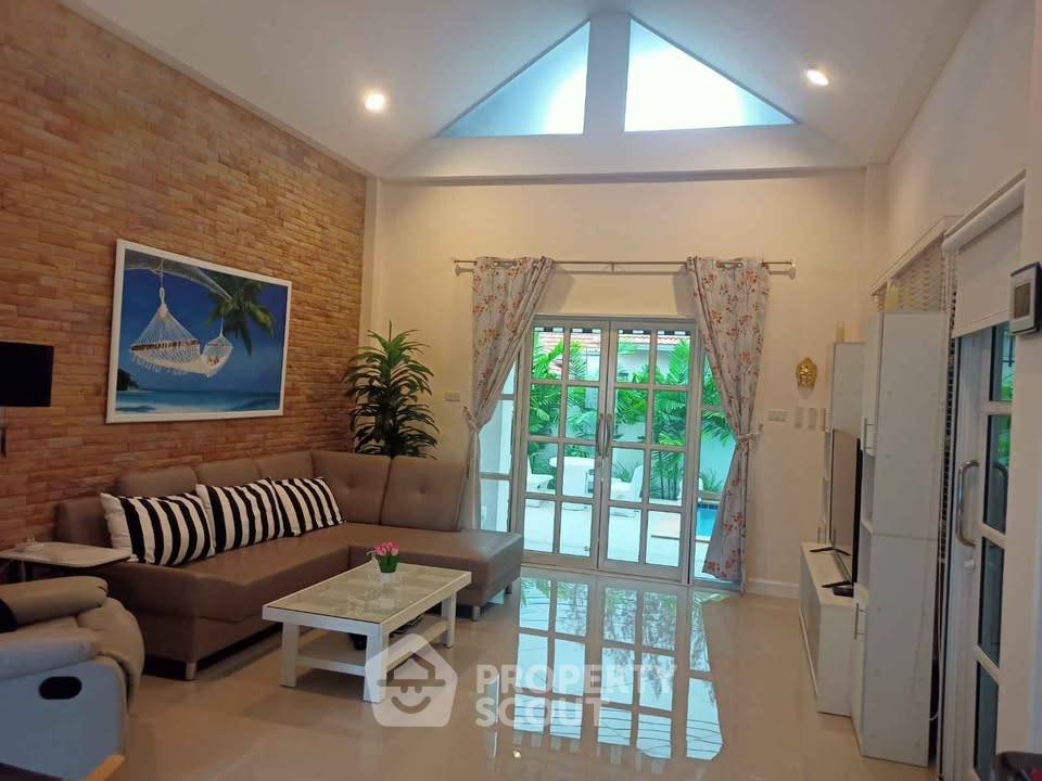 รูป วิลล่า 3-ห้องนอน ใกล้ เดอะ เวเนเซีย (ID 2224279) - รูปที่ 4/16