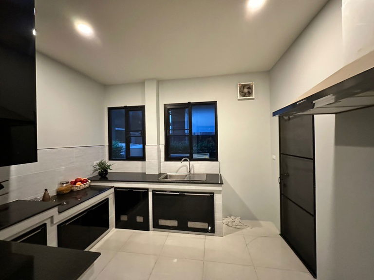 รูป 🏡 ด่วน!!! บ้านเดี่ยวหรู หลังมุม The City Bangna km.7 | 96 ตร.ว. 390 ตร.ม. ใกล้เมกา บางนา 👜 หิ้วกระเป๋าเข้าอยู่ได้เลย!!! - รูปที่ 12/27