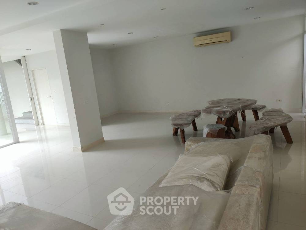picture 3-BR House close to Suvarnabhumi Airport (ID 1497419) - 3/6