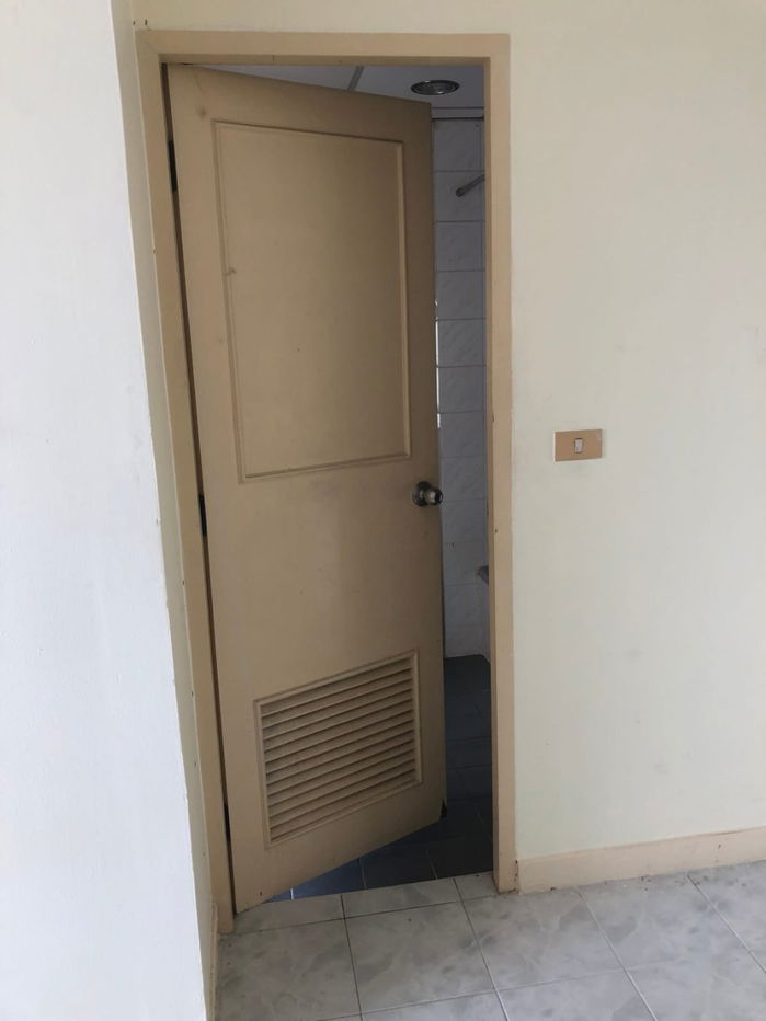 picture Studio unit for sale in Commonwealth Pinklao Condominium, near 2 minute walk from Bang Yikhan BTS MRT Station - 6/6