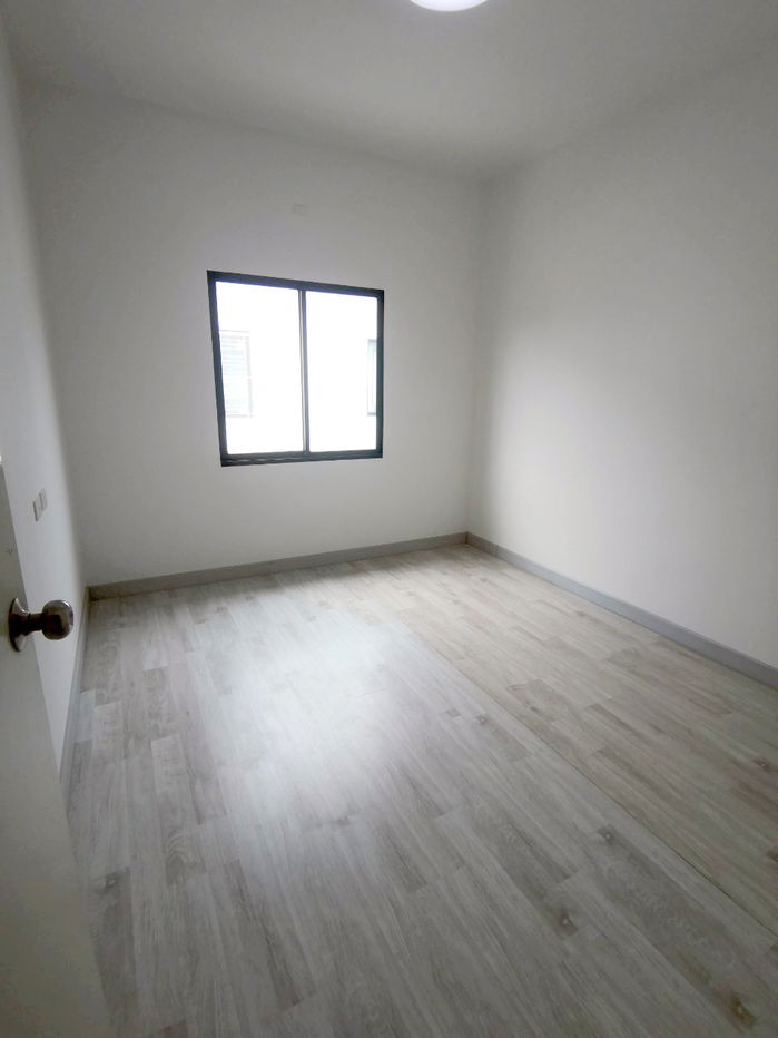 รูป 🟢For Rent🟢บ้านฟ้า ทาวน์นี่ ปิ่นเกล้า-สาย 5  ห้องสวย เฟอร์ครบ ได้ 📱ADD LINE @nathong97 (ตอบ ⚡ 24 Hr) P658 - รูปที่ 3/13
