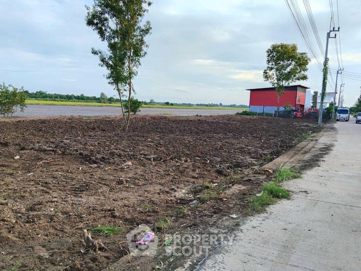 รูป ที่ดินสำหรับปล่อยขาย 1,600 ตารางเมตร แถว ใน ราษฎร์นิยม (ID 2211927) - รูปที่ 6/6