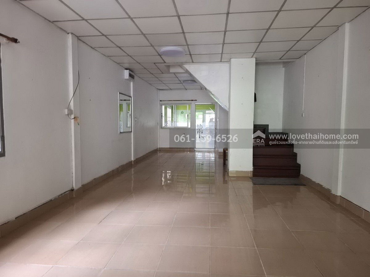 รูป ขายทาวน์เฮ้าส์ ซ.นวมินทร์ 84 หมู่บ้านฉัตรทิพย์ 20.7 ตรว. หน้ากว้าง 4.5 ม. ใกล้ รร.บดินทร์เดชา 2,รถไฟฟ้าสายสีชมพู (สถานีคู้บอน และรามอินทรา กม.9) - รูปที่ 3/10