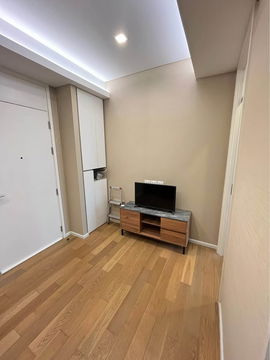 For rent, The Saint Residences, near BTS Ha Yaek Lat Phrao, MRT Phahon Yothin, Horwang School, Central Lat Phrao, Kasetsart University ID: @951qfbfi