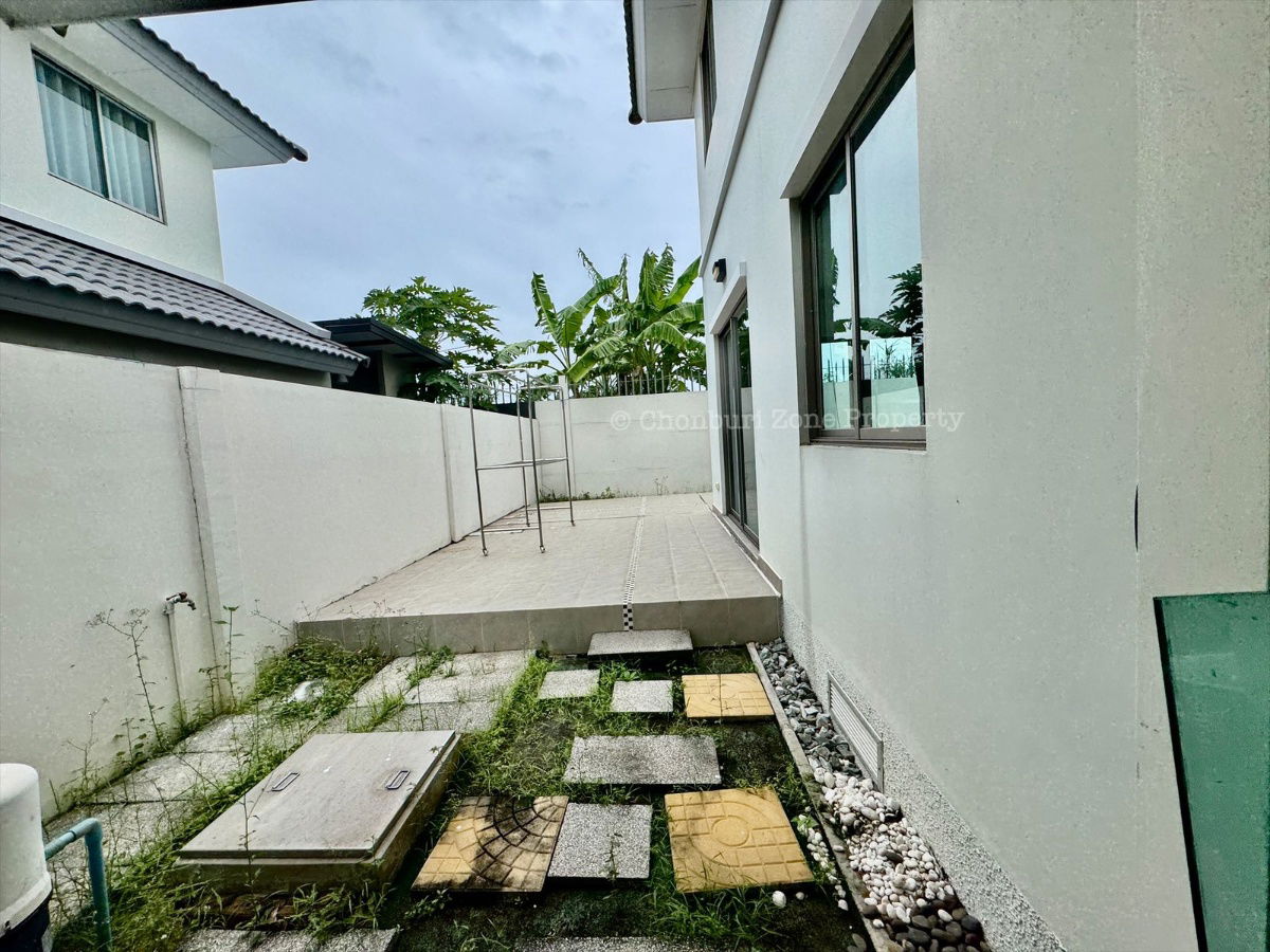 รูป ให้เช่าบ้านเดี่ยวพร้อมอยู่ ม.แกรนด์วัลเล่ย์ บางแสน เลี่ยงหนองมน - รูปที่ 28/33