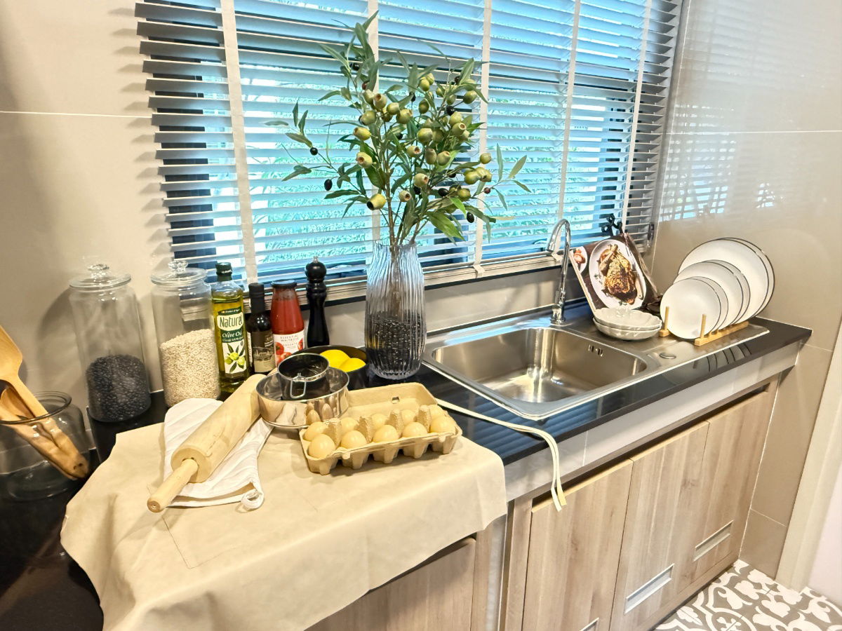 picture House for Sale in Ratchapuek Road - Only 5 Minute from Robinson Lifestyle Ratchaphruek - Ready to Move In - Fully Furnished - Saransiri Ratchapuek 345  - 8/17