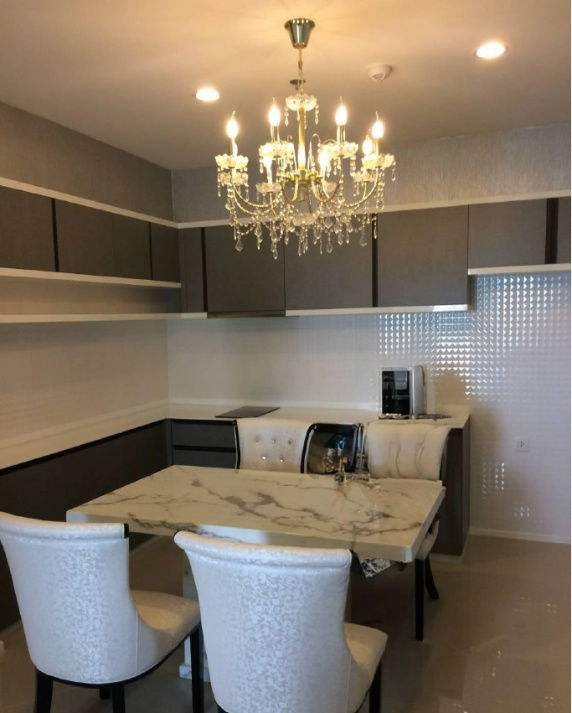 picture Two-bedroom unit for Sale in The Key Sathorn-Charoenrat, near near BTS Surasak - 4/9