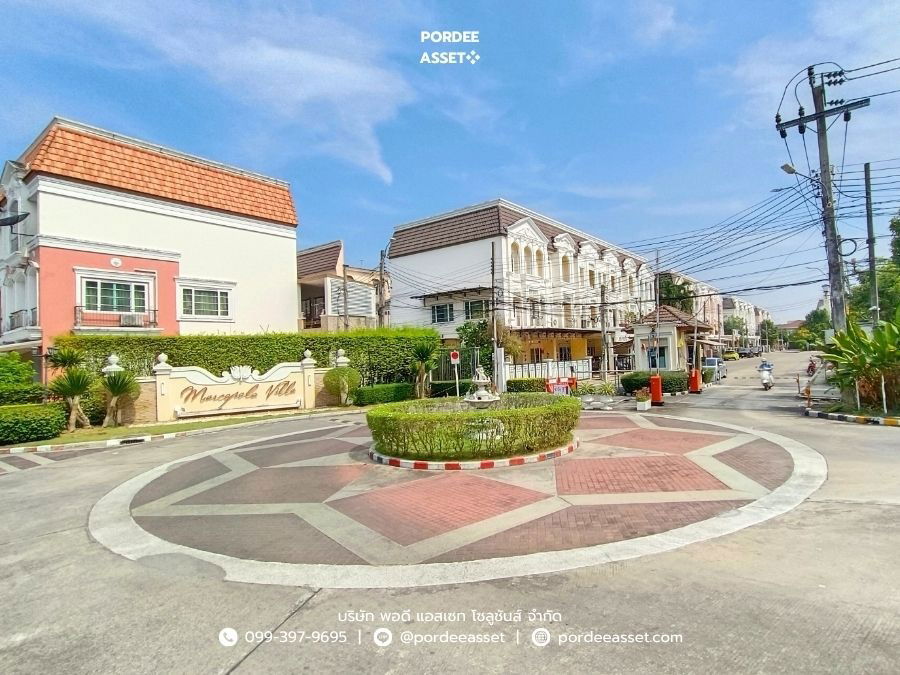 รูป ทาวน์โฮมหรู (หลังริม ไซส์ใหญ่) หมู่บ้านเออร์เบิน สาทร (ขนาด 39 ตร.ว.) ติดถ.ราชพฤกษ์ บางจาก บางแวก ภาษีเจริญ ใกล้สาทรเพียง 8 กม. :  URBAN SATHORN  - รูปที่ 23/24