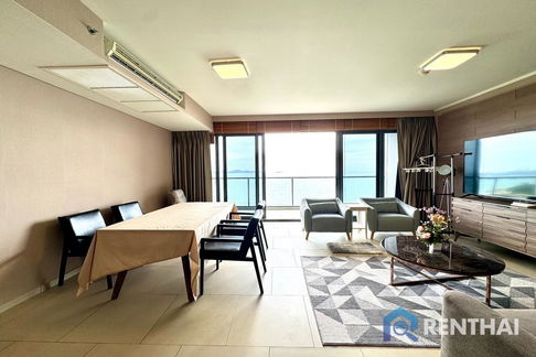 Hot sale Zire Wongamat 2 Bedrooms  2 Bathrooms   98 sqm direct sea view