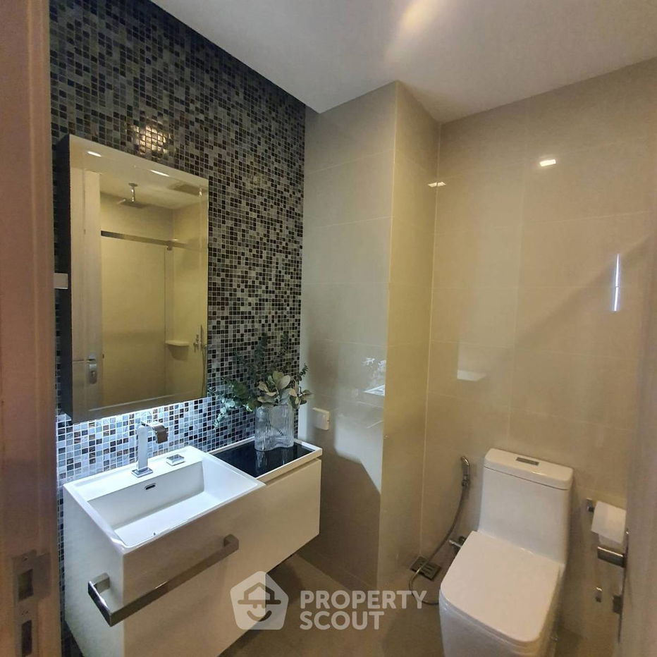 picture 2-BR Condo at 333 Riverside near MRT Bang Pho (ID 1825932) - 7/14