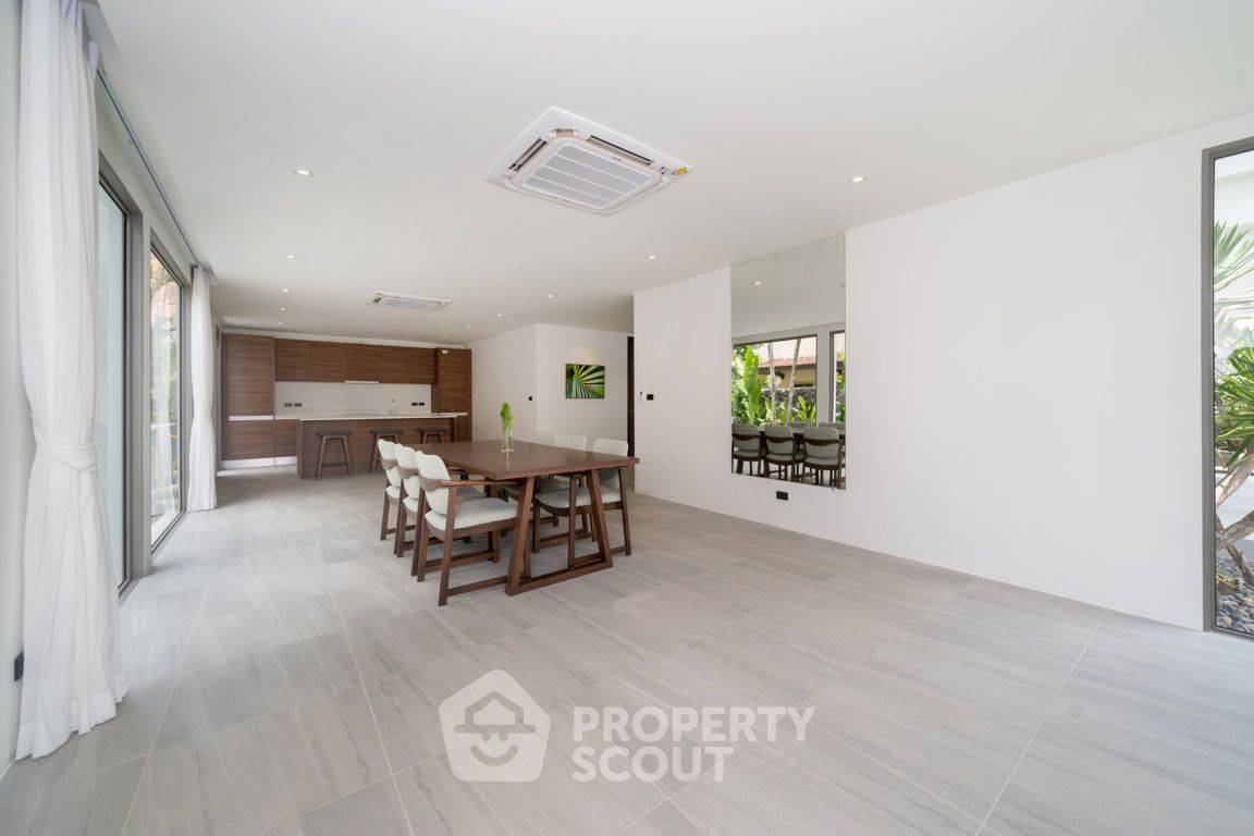 picture The Oriental Villa Kamala - A Brand New 3-Bedroom Pool Villa in Kamala (ID 1534738) - 15/31