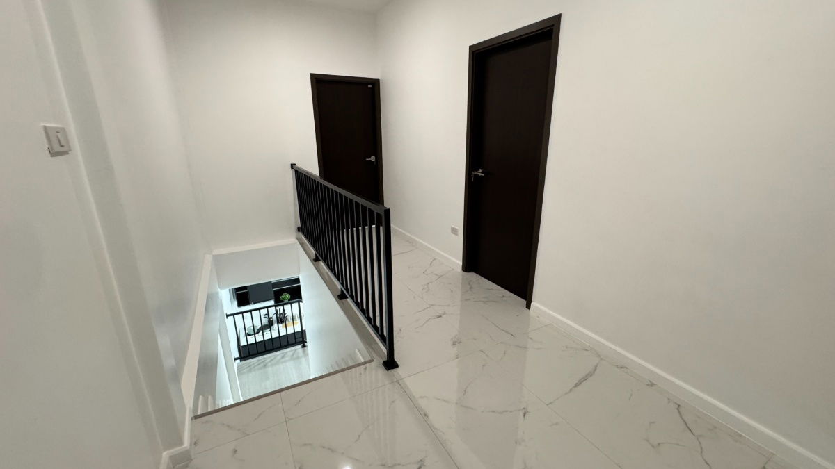 รูป โครงการ Narit Ville ทาวน์โฮม 2 ชั้น 4 ห้องนอน 4 ห้องน้ำ - รูปที่ 14/18
