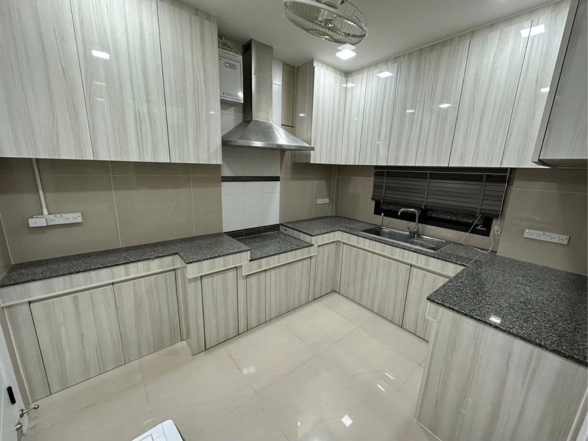 รูป P0173 บ้านเดี่ยวแปลงมุม ติดสวน ใจกลางกรุงเทพกรีฑา – พร้อมโซลาร์ & รีโนเวทใหม่ทั้งหลัง - รูปที่ 13/15