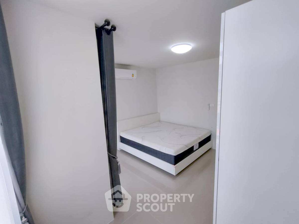 picture 2-BR Townhouse at Golden Town Laemchabang-Srisuvit in Bang Lamung (ID 1865653) - 5/16