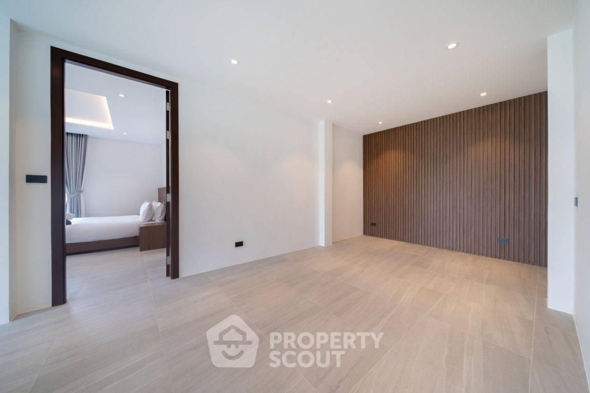 picture The Oriental Villa Kamala - A Brand New 3-Bedroom Pool Villa in Kamala (ID 1534738) - 17/31