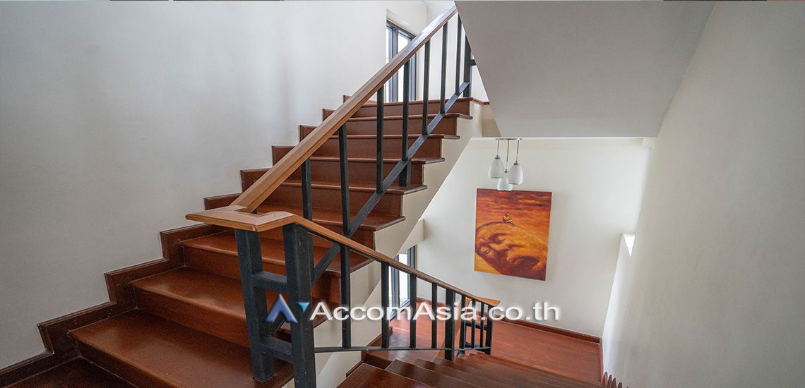 picture 🔼🔽 AccomA 📩  Minimalist Box-Shape Home with Natural Light and Utility Room (AA13422) - 11/20