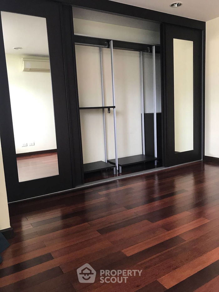 picture 3-BR Condo at La Cascade Condominium near BTS Ekkamai (ID 2224082) - 12/23