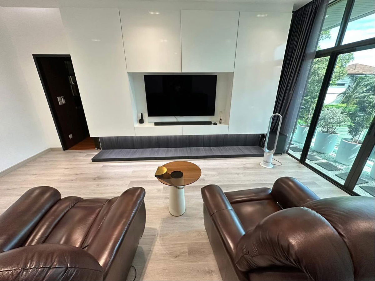 รูป P0173 บ้านเดี่ยวแปลงมุม ติดสวน ใจกลางกรุงเทพกรีฑา – พร้อมโซลาร์ & รีโนเวทใหม่ทั้งหลัง - รูปที่ 6/15