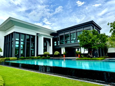 Houses for sale Muang Pathum Thani Pathumthani :  The Best Opportunity! Setthasiri Krungthep - Pathum Thani 2 now presents a fully furnished Show Home, Ready to move in today!