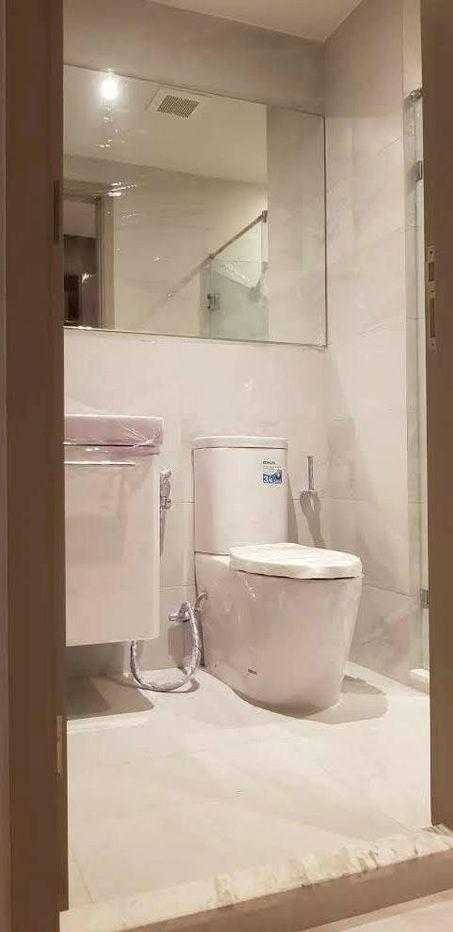 picture Special Price! Studio unit 30 Sqm. - Fully furnished  - 5/5