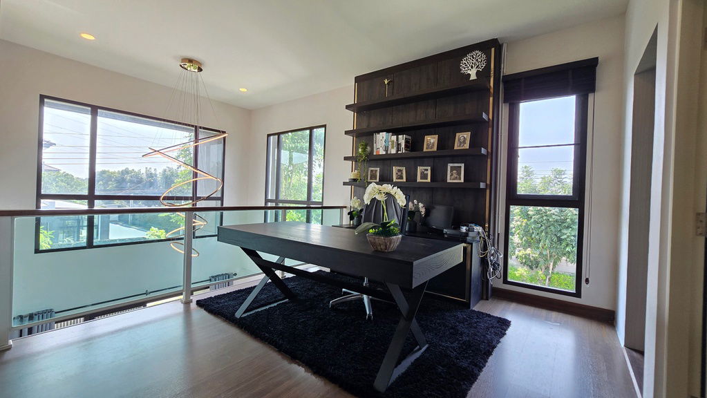 รูป 🏡 ด่วน!!! บ้านเดี่ยวหรู หลังมุม The City Bangna km.7 | 96 ตร.ว. 390 ตร.ม. ใกล้เมกา บางนา 👜 หิ้วกระเป๋าเข้าอยู่ได้เลย!!! - รูปที่ 22/27