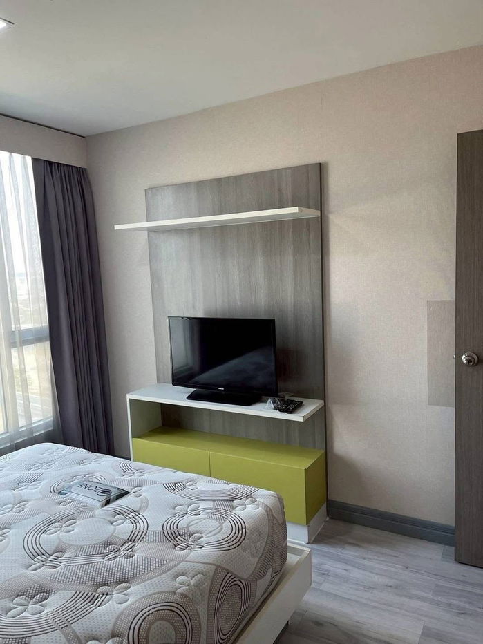 รูป P1110 ให้เช่าคอนโด Grene Chaengwattana (กรีเน่ แจ้งวัฒนะ) ห้องมุม 2ห้องนอน ห้องกว้างขวาง เฟอร์ครบ มีเครื่องซักผ้า ราคาพิเศษสุดๆ - รูปที่ 4/17