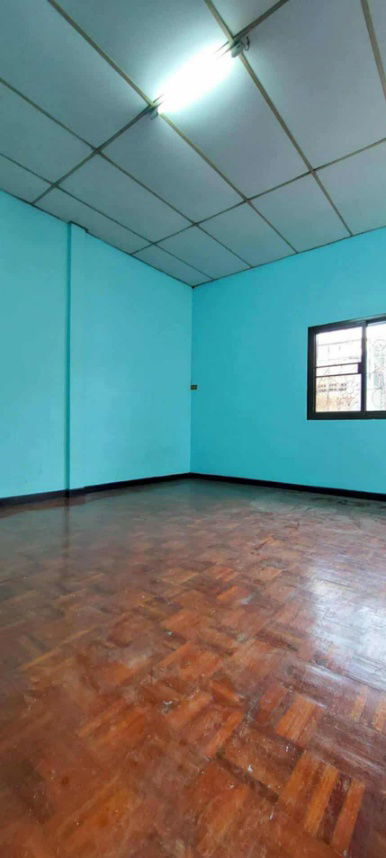 picture Townhouse in a good location, near Sukhumvit, affordable price for families looking for a house in the city. - 7/9