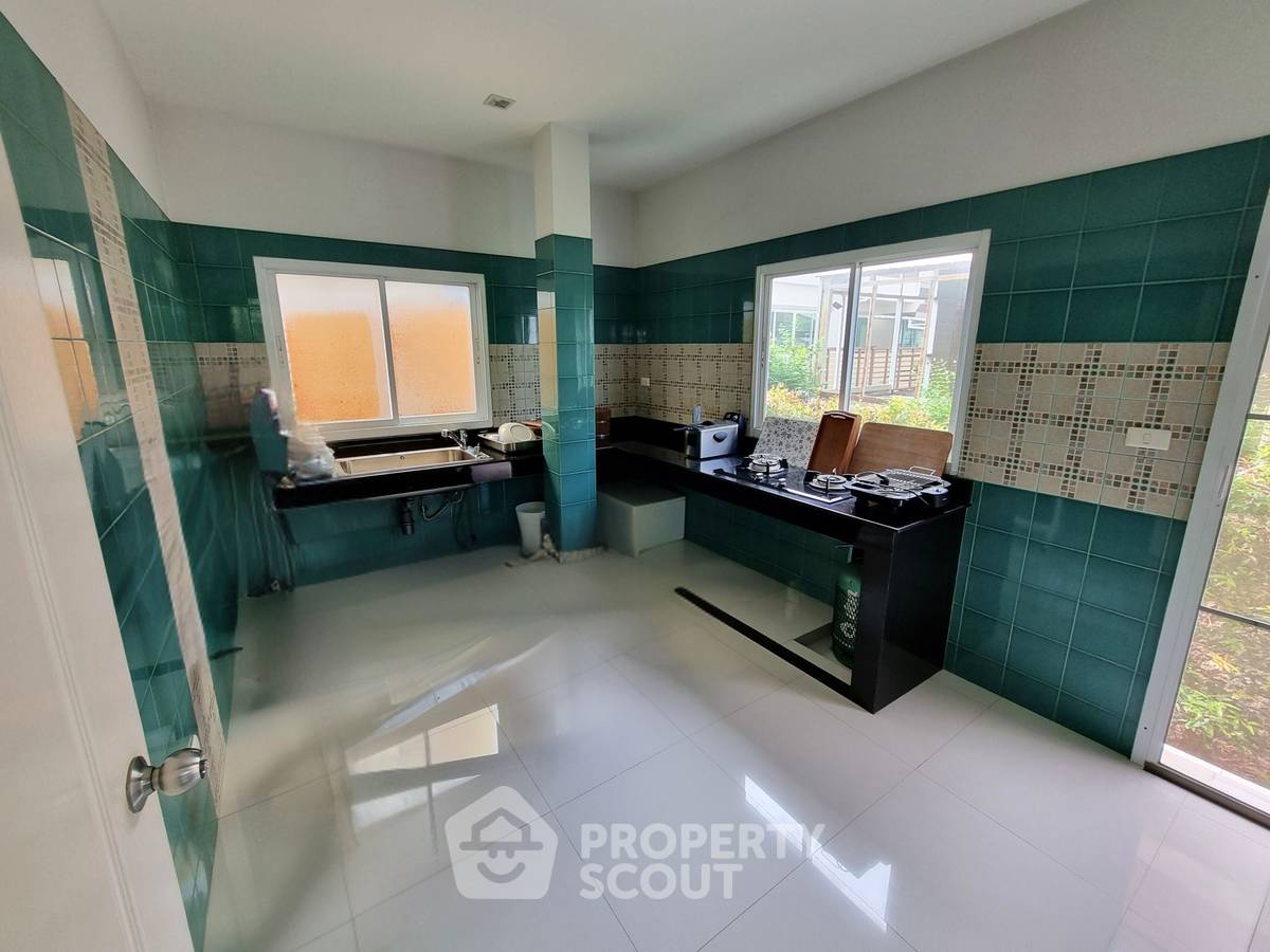 picture 3-BR House at Busarakham Residence in Sala Thammasop (ID 2180220) - 13/24