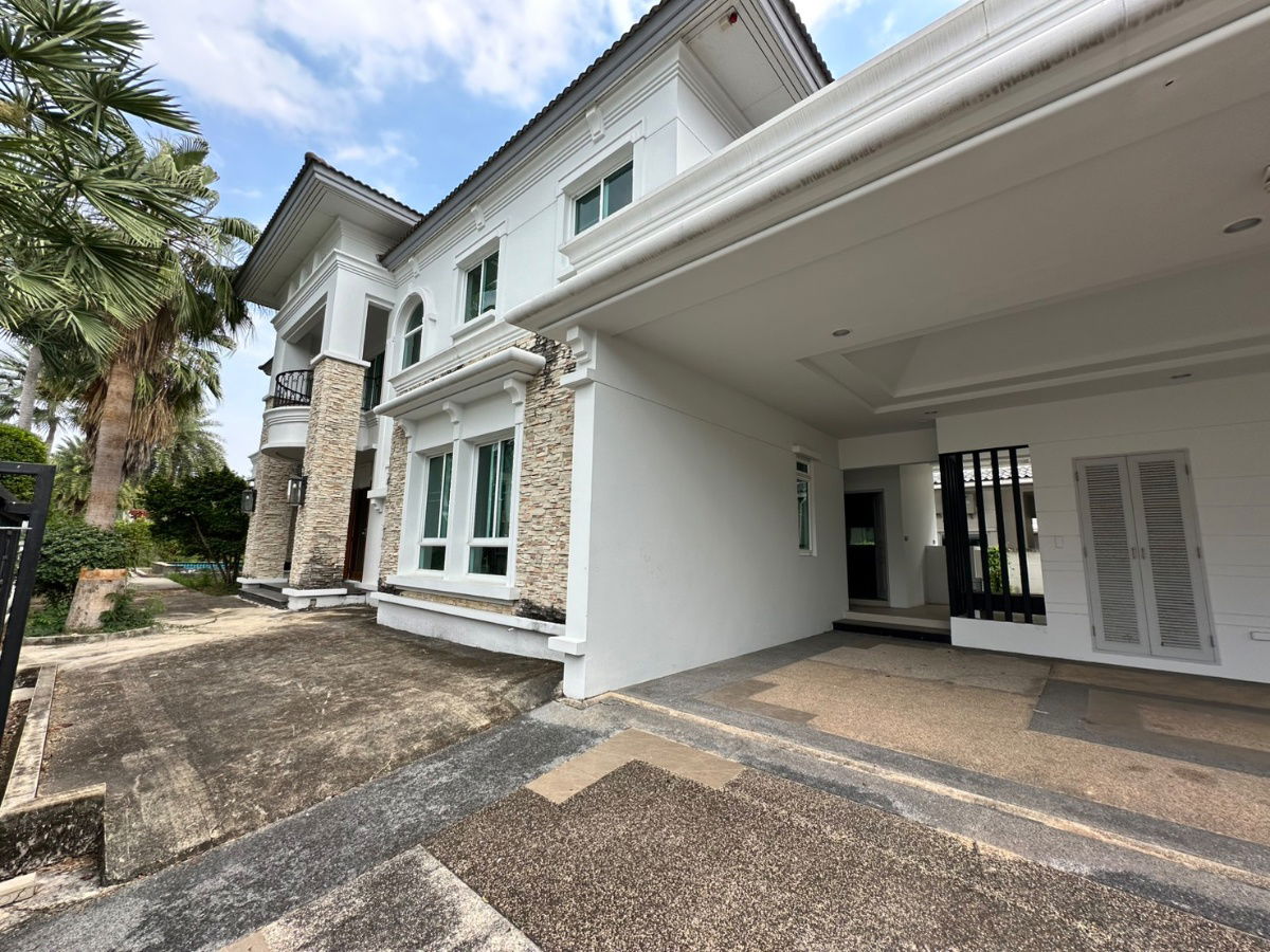 รูป 🏡 บ้านเดี่ยวหรู ใจกลางปิ่นเกล้า 📍 แกรนด์ บางกอก บูเลอวาร์ด ปิ่นเกล้า ขนาด 160.9 ตร.ว. - รูปที่ 1/30