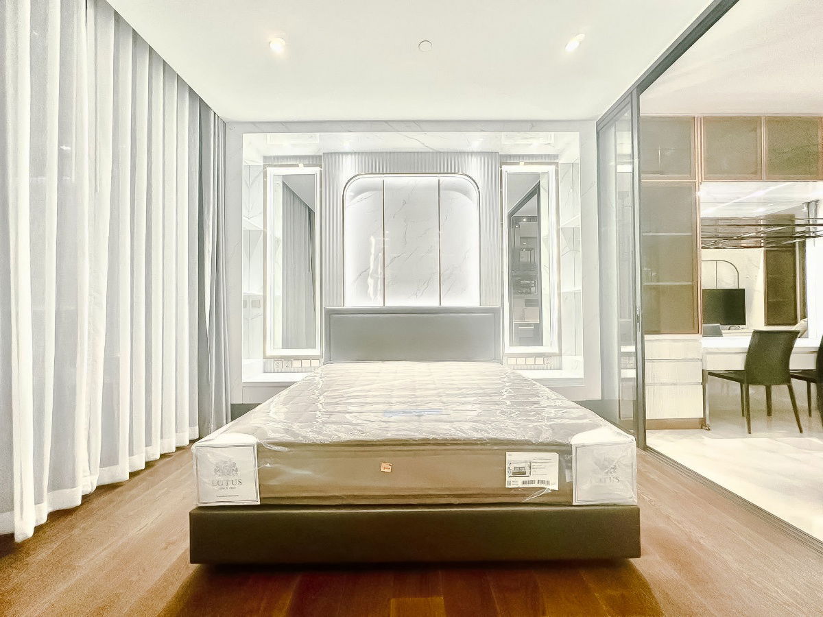 picture For Rent: The Ultimate Landmark in the Heart of Sathorn – SUPALAI ICON SATHORN Walkable distance to Silom–Sathorn area 🏙️🤍 - 5/8