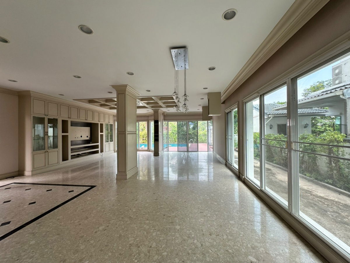 รูป 🏡 บ้านเดี่ยวหรู ใจกลางปิ่นเกล้า 📍 แกรนด์ บางกอก บูเลอวาร์ด ปิ่นเกล้า ขนาด 160.9 ตร.ว. - รูปที่ 8/30