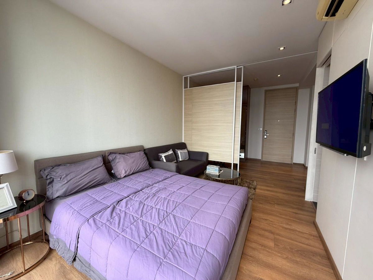 picture For rent Park 24 ,nice room, high floor, fully furnished, Near BTS Phrom Phong, ready to move in - 5/15