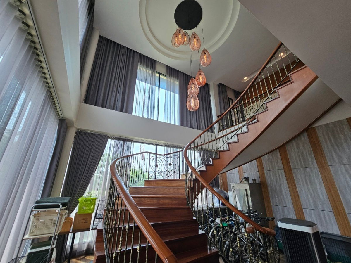 รูป 🏡 ขายด่วน! บ้านหลังใหญ่พื้นที่กว่า 1 ไร่ หายาก! ใกล้เดอะมอลล์บางแค, MRTหลักสอง บรรยากาศธรรมชาติ 🌟 - รูปที่ 18/21