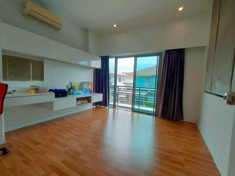 picture 🏡 For Sale: Perfect Place Chaengwattana – Chaiyapruek 🌟 Beautiful house, fully furnished, ready to move in – no additional investment required! - 10/18