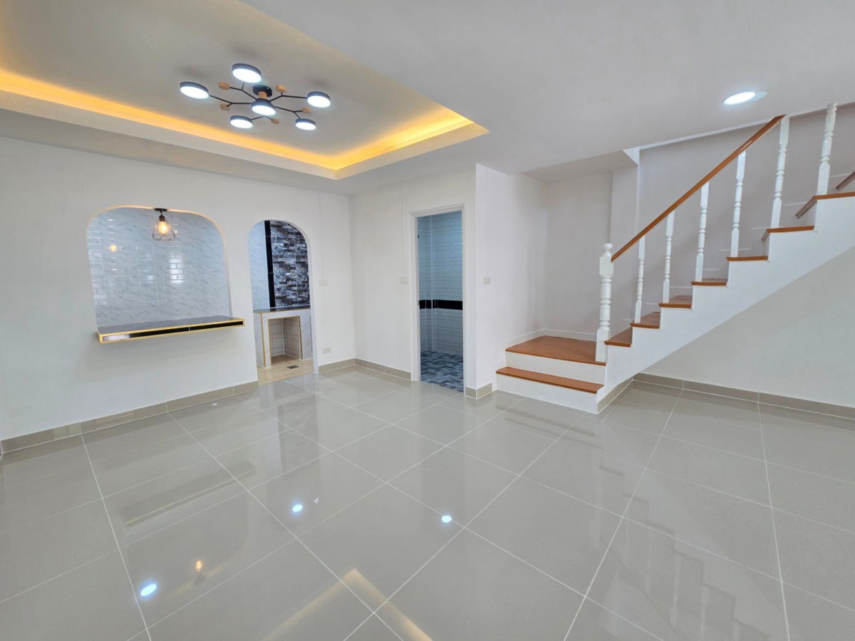 รูป หมู่บ้านพรพิมาน ซ.10/1 เนื้อที่28ตรว. 3นอน 2น้ำ ราคาขาย 2.2ล้าน - รูปที่ 7/22