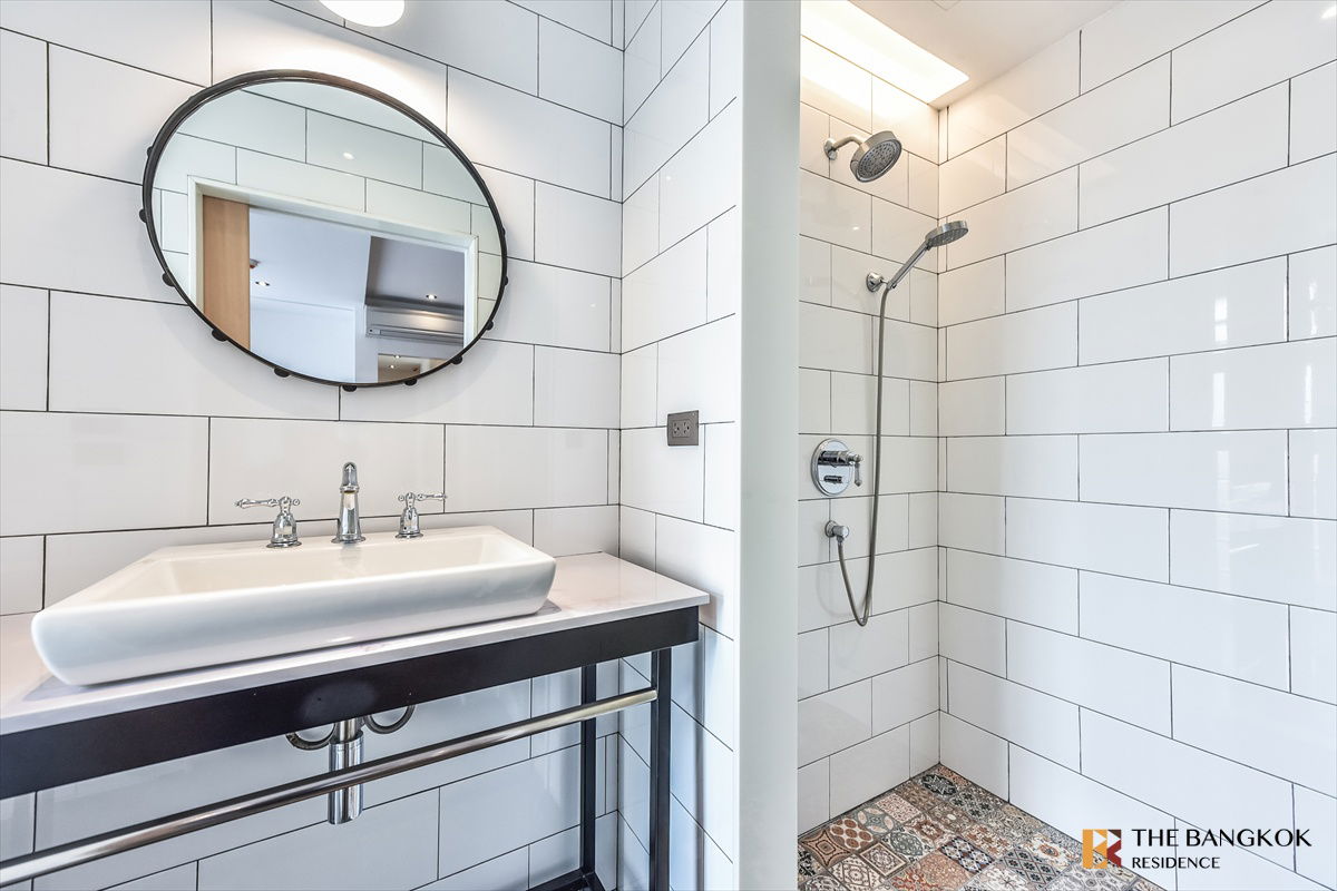 picture Penthouse Condominium 3 🌟 Luxury Penthouse, Large Stylish Finishing near BTS Ekkamai - 20/20