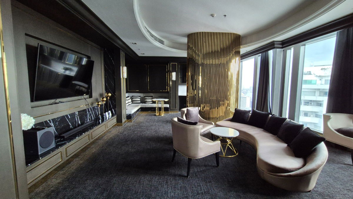 picture Luxury Central Embassy view 1 bedroom on 36th floor fully furnished ready to move in - 11/26