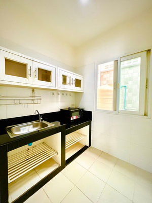 picture FOR RENT BAAN KLANG MUANG URBANION SRINAKARIN / 3 bedrooms 3 bathrooms / 20 Sqw. 175 Sqm. **35,000** CLOSE TO PARADISE PARK SRINAKARIN - 11/13