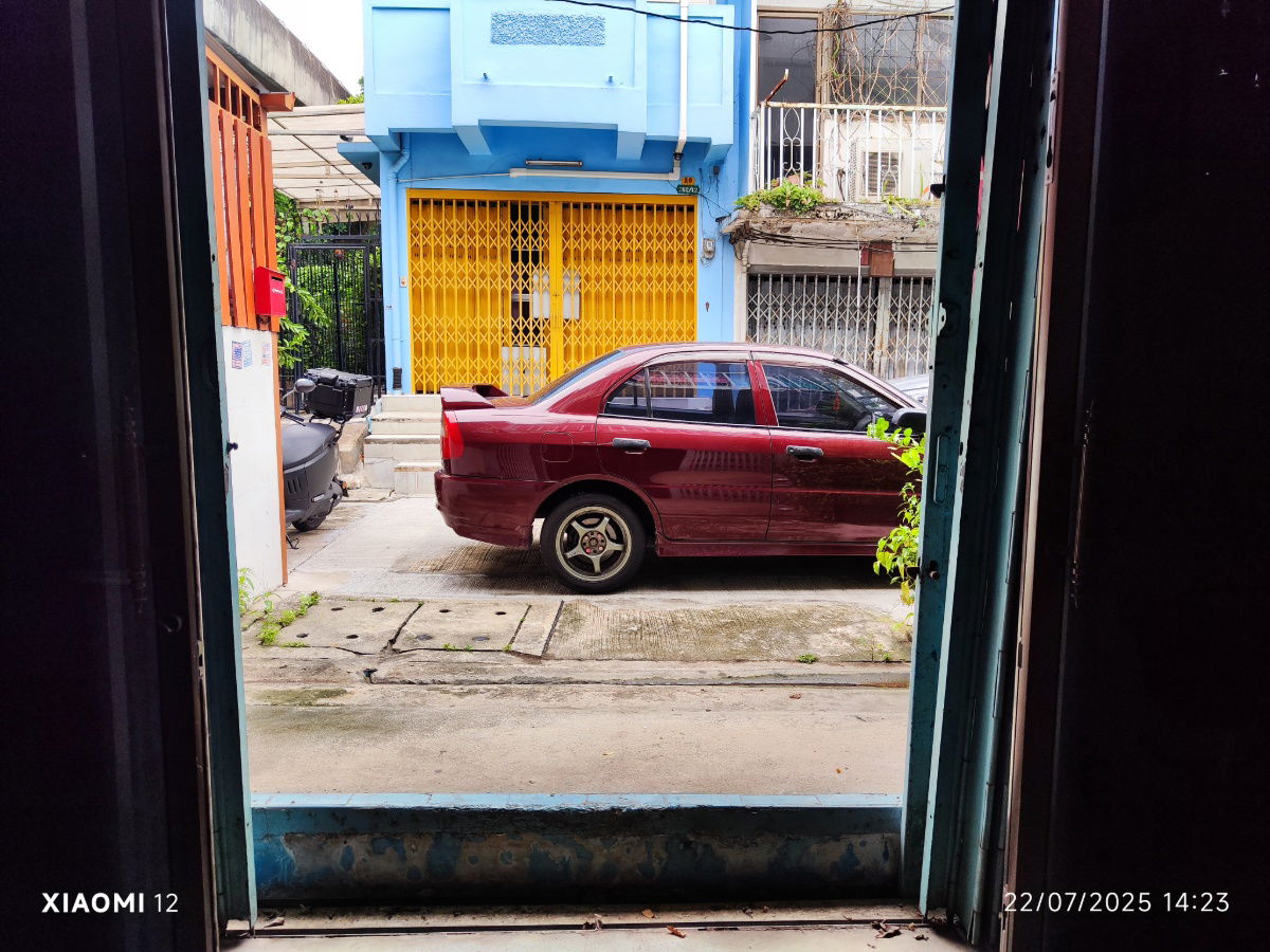 รูป ขายถูก  !!!  ราคาสุดพิเศษ  อาคารพาณิชย์  2 ชั้น  ซ.จันทร์ 45 แยก 3 - รูปที่ 3/16