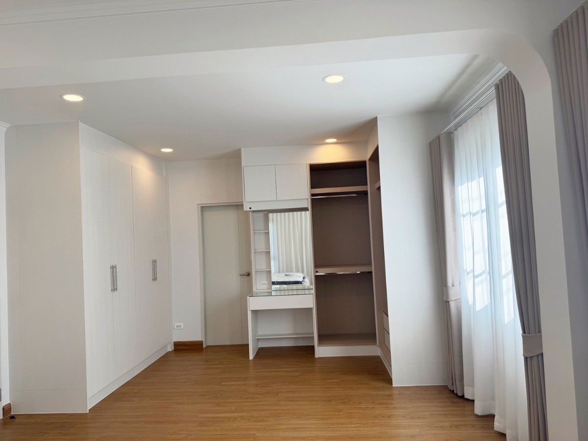 picture 🟢For Sale🟢Centro Bangna, near Mega Bangna, beautiful house, ready to move in. ADD LINE @nathong97 (reply ⚡ 24 Hr) P654 - 12/16