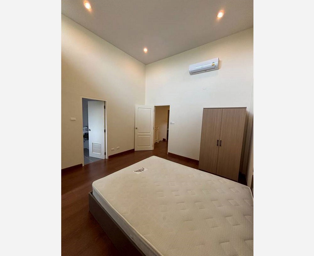 picture Call : 091-704-9777 Como Vibhavadi 94/34, width 5.8 meters, area 21 sq.wa, 3 Bedrooms, 3 Bathrooms, 1 storage room - 8/12