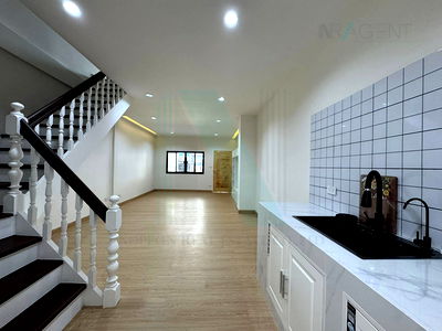 Townhouses for sale Crystal Design Center : 📌 For Sell Town house BAAN SINTHANEE 1 2-story 2 bedroom 2 bathroom