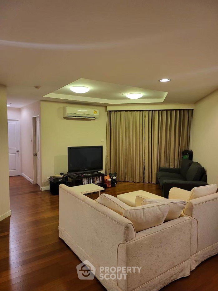 picture 2-BR Condo at Belle Grand Rama 9 near MRT Phra Ram 9 (ID 2184886) - 2/16